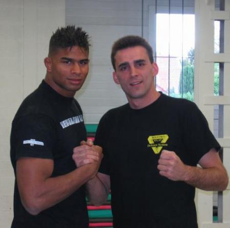 ALISTAIR OVEREEM ET FRED MASTRO